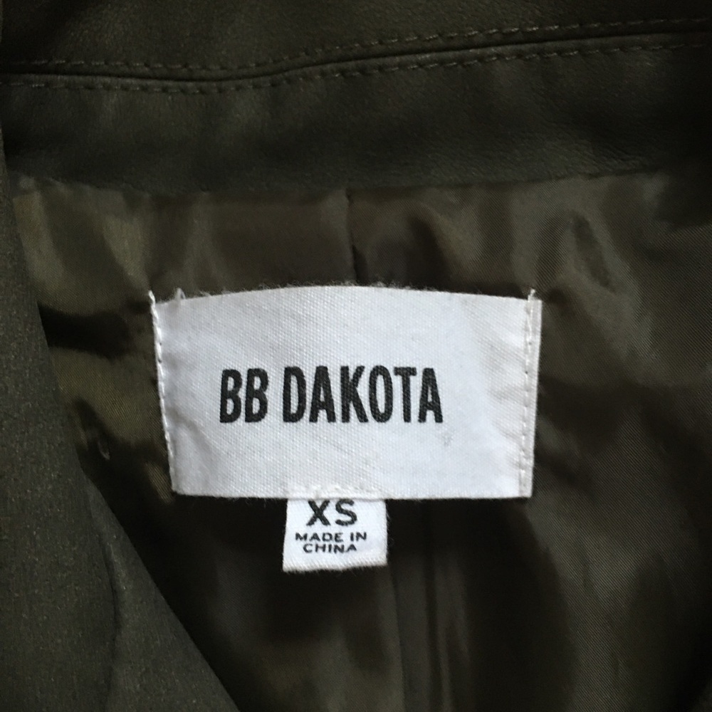 🌼BB Dakota Vegan leather jacket🌼 - Picture 6 of 8